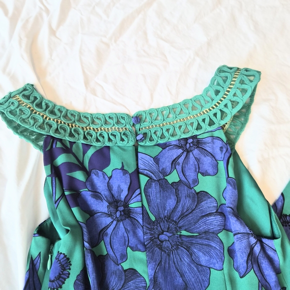 Anthropologie Teal Garment - Picture 4 of 10